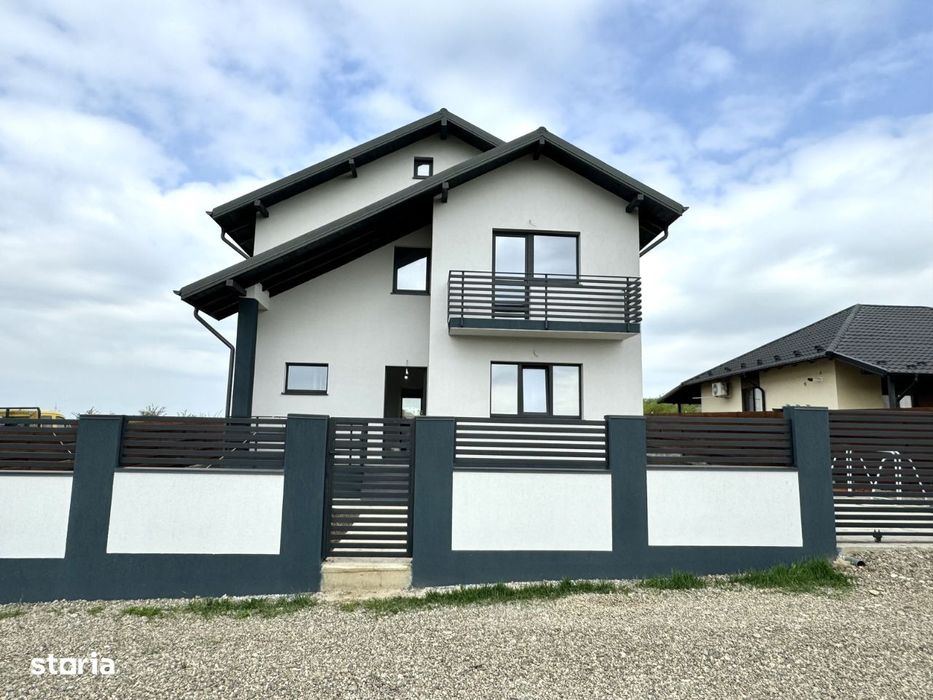 5 camere! Incalzire in pardoseala! Vila Valea Adanca (Miroslava)