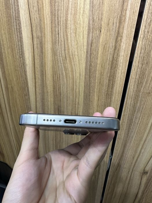 iphone 15 pro max natural 256 gb 87% korobka bor