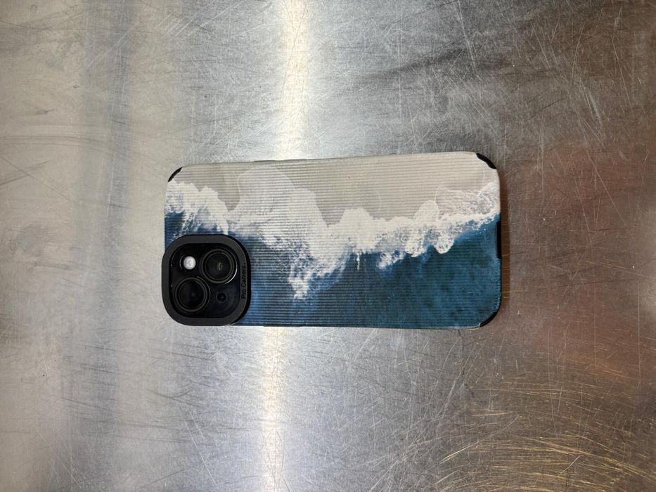 Iphone 15  128 GB baterie 87%