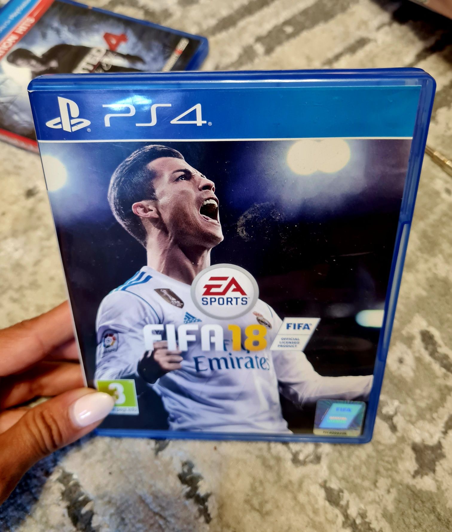 Play station 4 slim