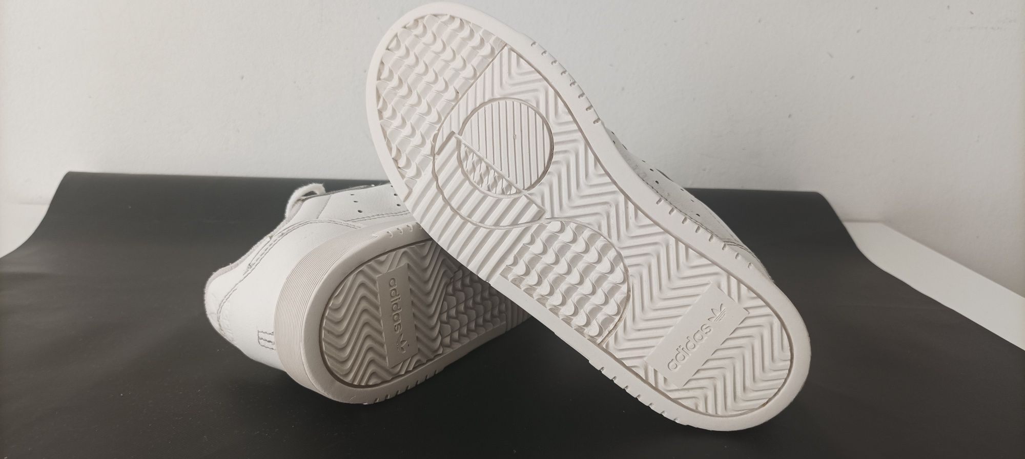 Маратонки Adidas Supercourt