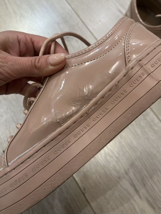 Сникърси - Guess