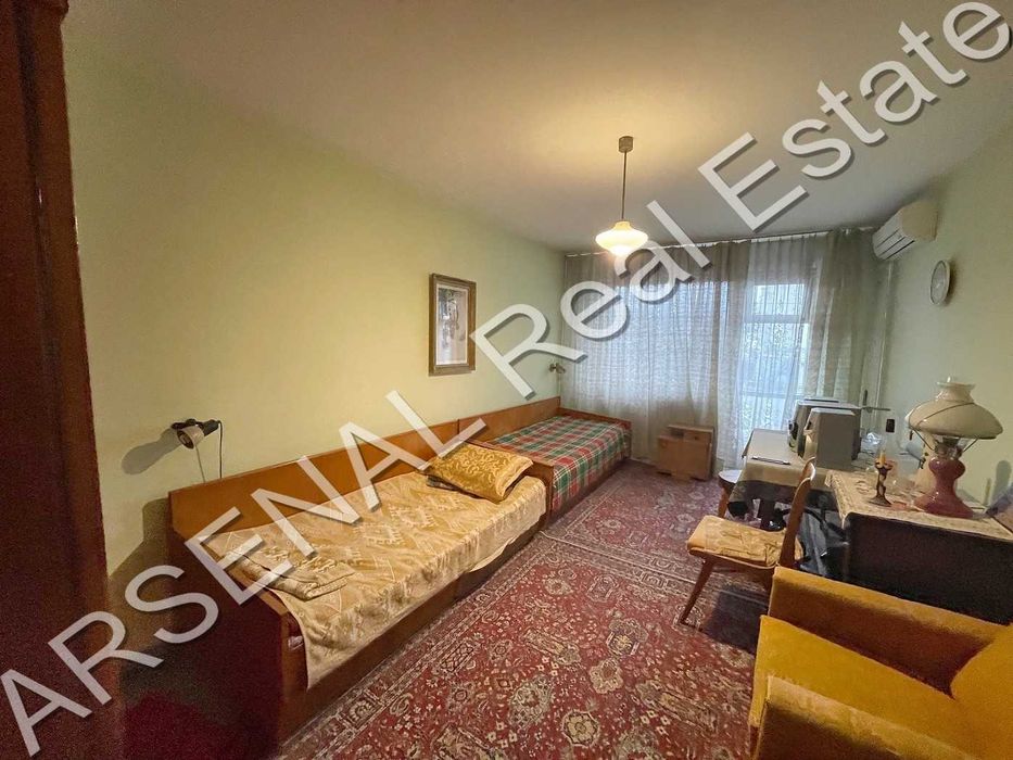 Дава се под наем Двустаен апартамент в София, Павлово - 70 кв.м за 400 € - Снимка #1