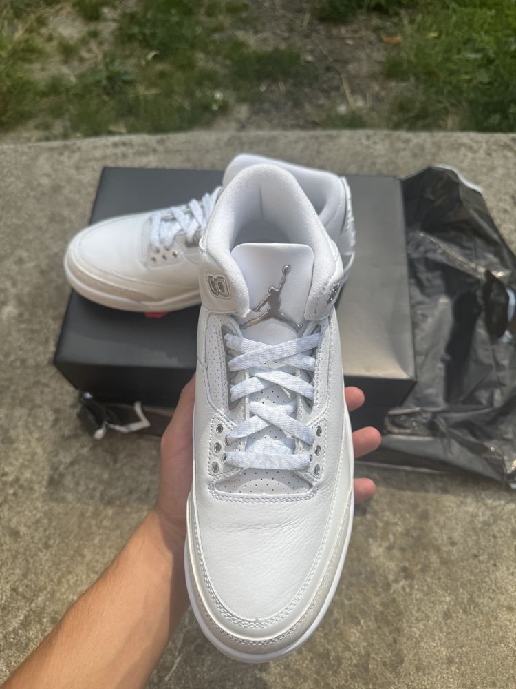 Jordan 3 Pure Money marimea 41