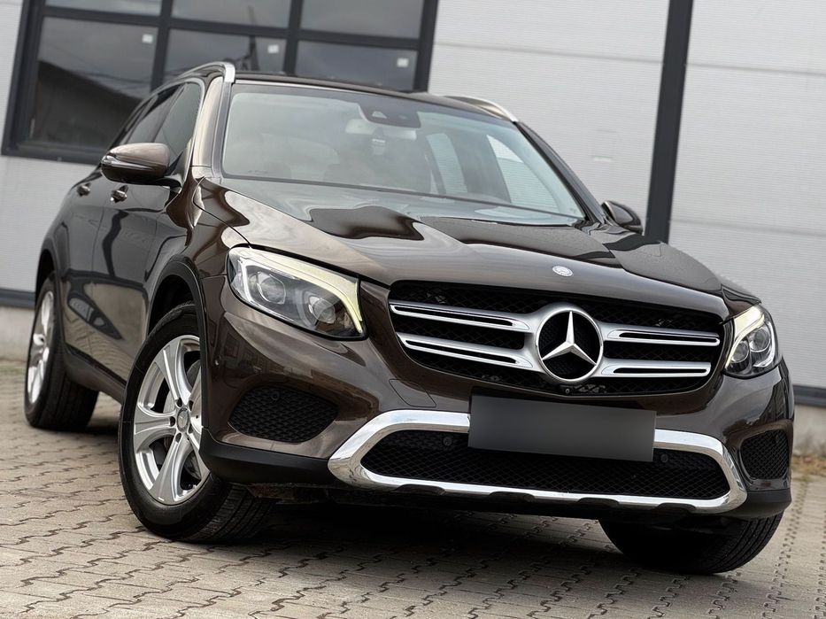 Mercedes-Benz GLC 4Matic | Maro Metalizat | Burmester | Multibeam |Camera 360° | Webasto