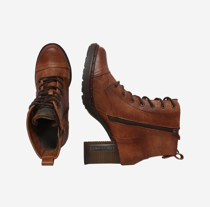 Дамски боти Mustang