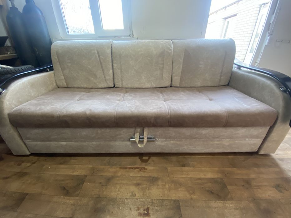 Продам диван раскладушный