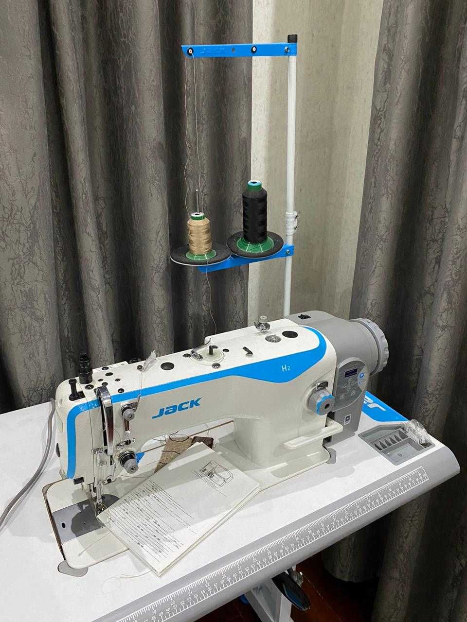Швейная машинка JAKE H2, новая. Не пользовались.