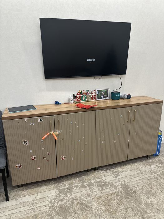 шкаф 25000  тенге под телевизор б/у