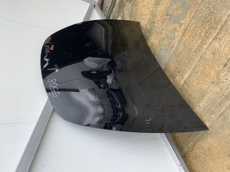 Capota motor, Tesla Y, 2021, 2022, 2023, 2024.