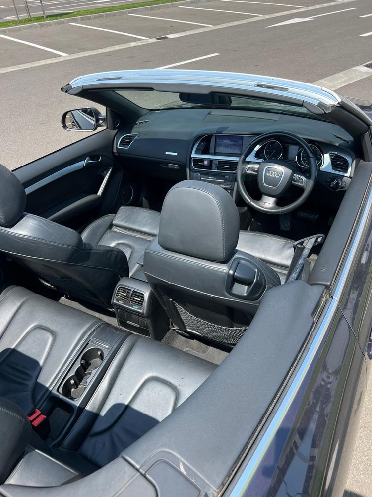 Dezmembrez Audi A5 CABRIO 2.7 automat