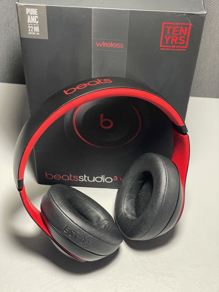 Beats by Dre Studio 3 wireless Decade Collection