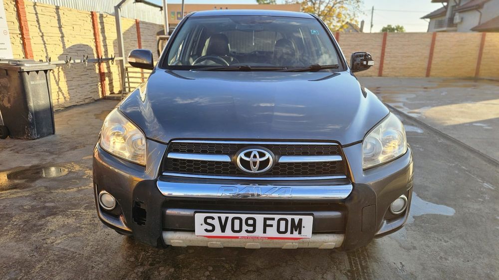 Bara fata toyota rav4 2006-2009