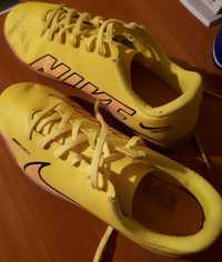 Футболни обувки Nike Vapor 15 Club