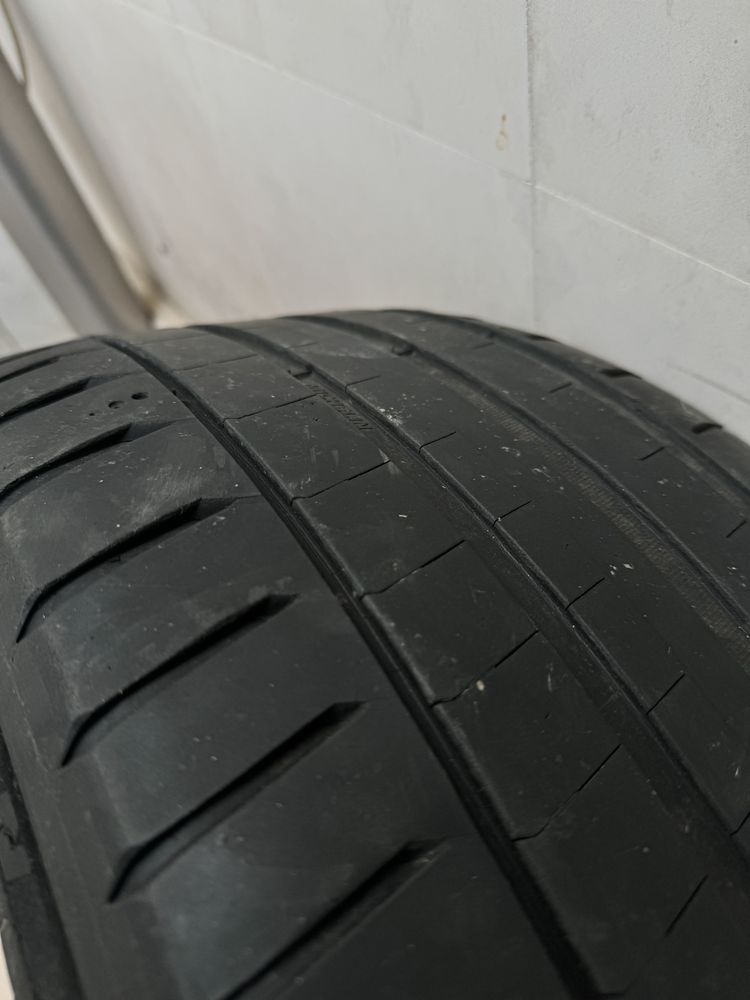 Michelin Pilot Sport 5