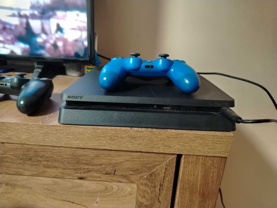 PlayStation 4 Плейстешън 4