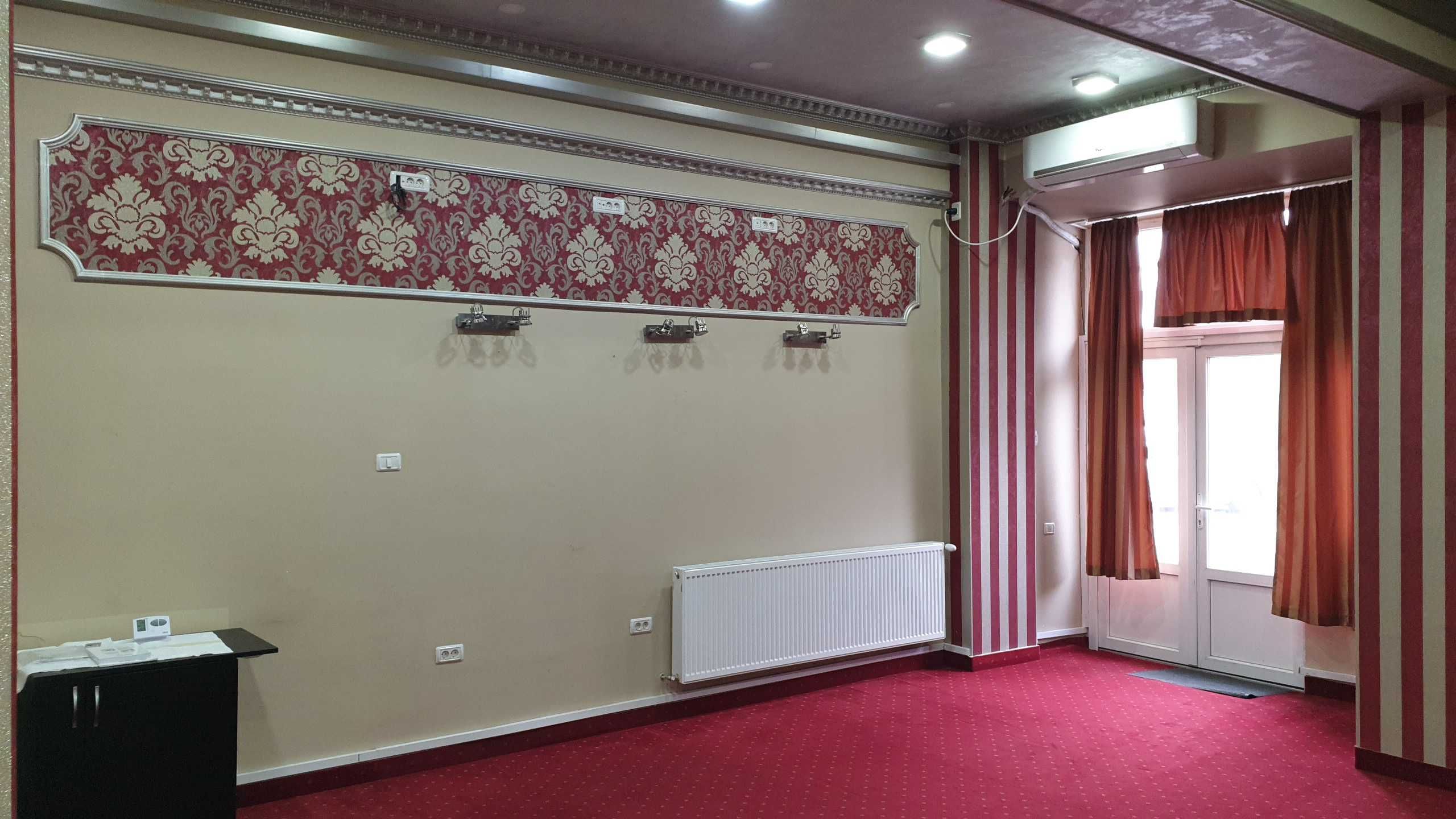 Dau in chirie spatiu comercial amenajat Arad, Poetului