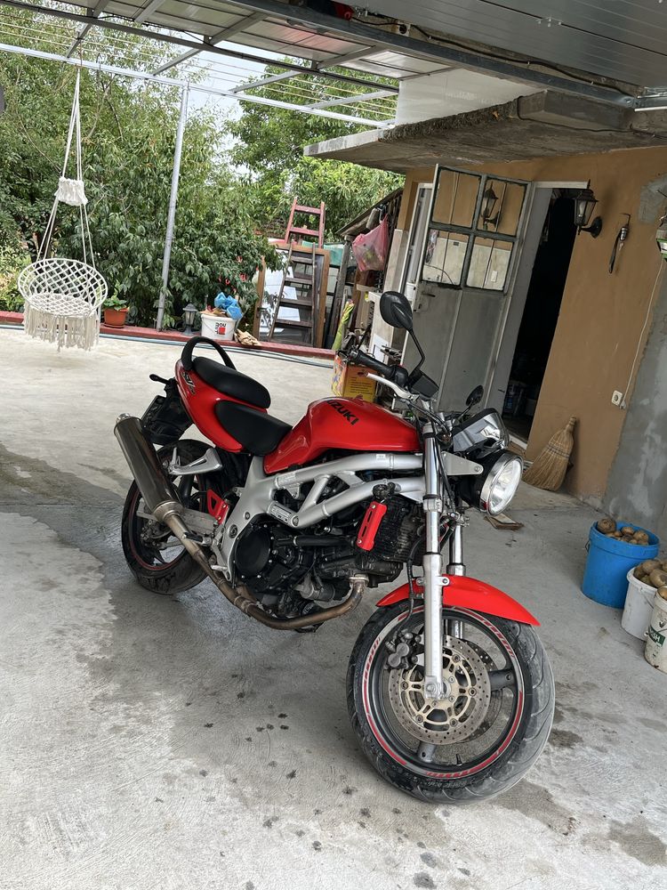 Suzuki SV650 мотора има леки забележки