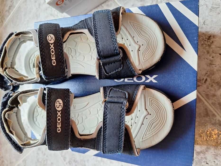 Сандали Geox 29 ном.