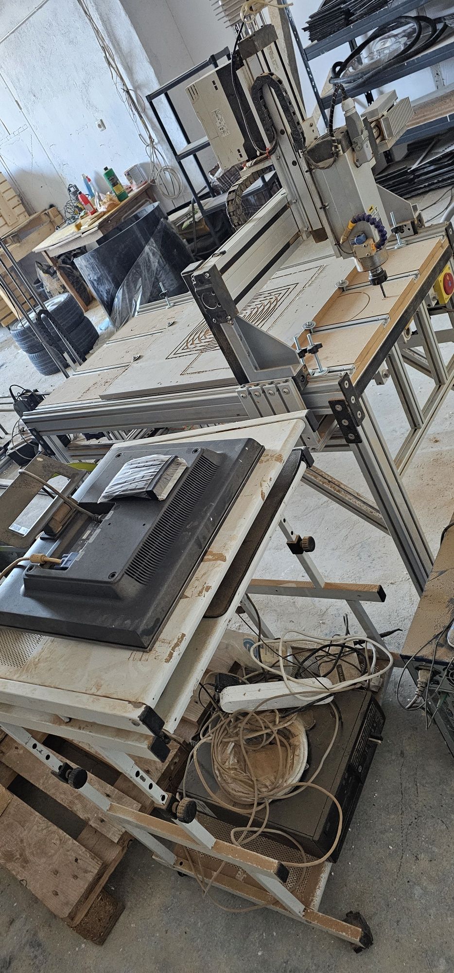 VAND CNC pt lemn/metal