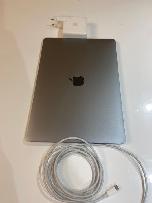 MacBook Pro 2017. Model A 1706