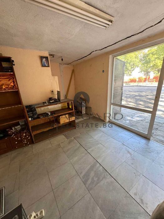 Продава се Тристаен апартамент в Пловдив, Кючук Париж - 104 кв.м за 1540 €/кв.м - Снимка #4