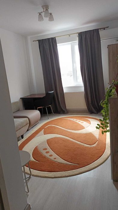 Garsoniera spatioasa si luminoasa la prima inchiriere!