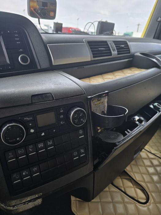 Vând MAN TGX 18 480