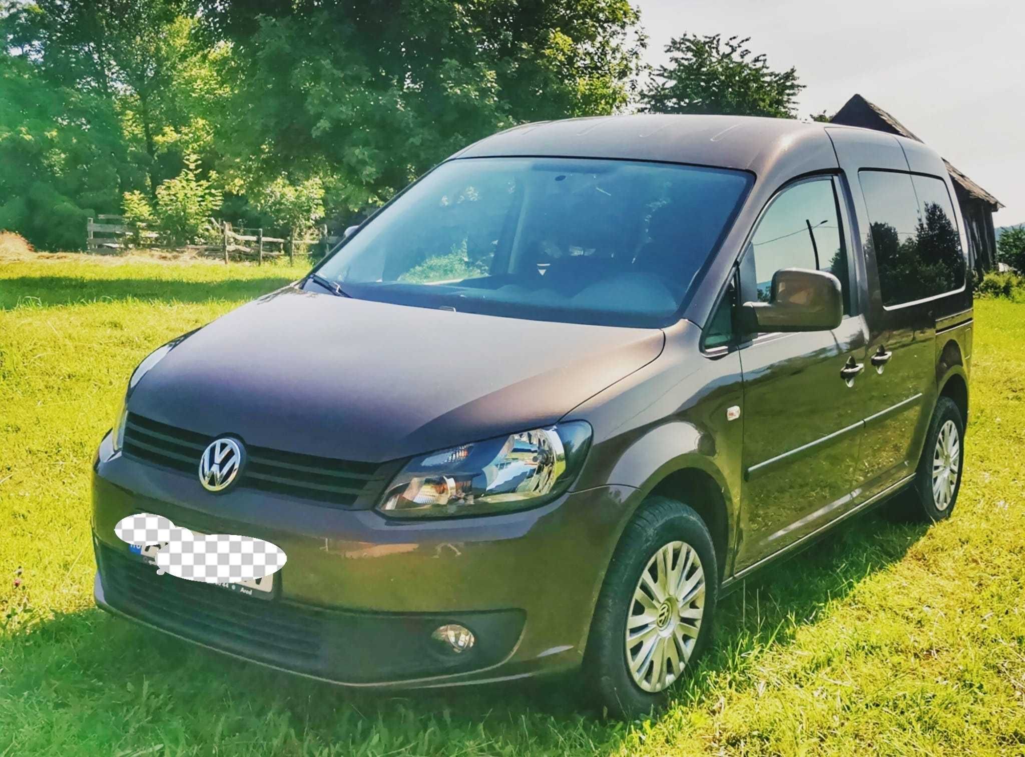 Vând vw caddy diesel model 2014