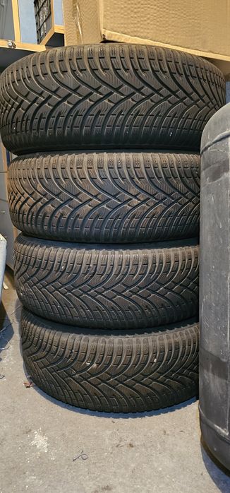Стоманени джанти с гуми 4 броя 205/55/R16 за Volkswagen