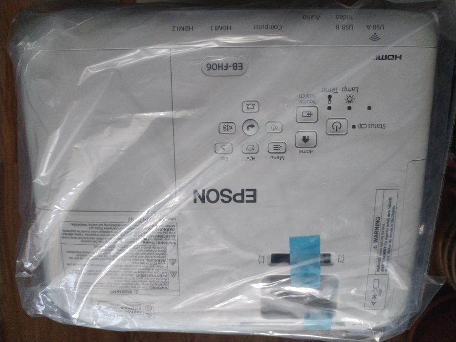 Proiector Epson Nou