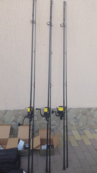 3 lansete shimano tx2, 3.66m/3,5lb, 3 mulinete daiwa 23 emblem 35scw