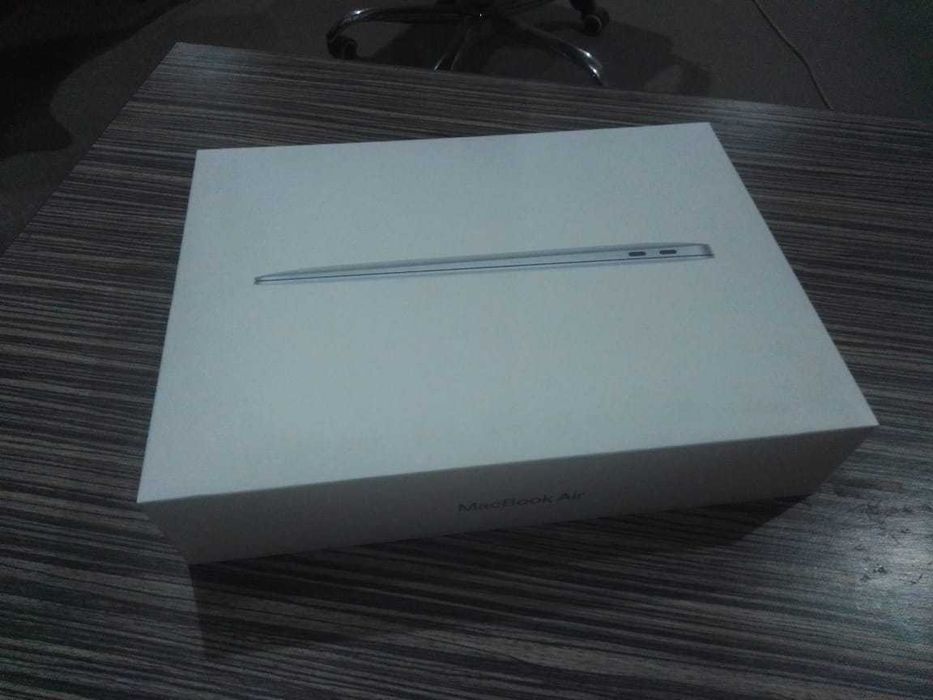 MacBook Air M1/ 2020/ 16GB/ 256GB/ 87%