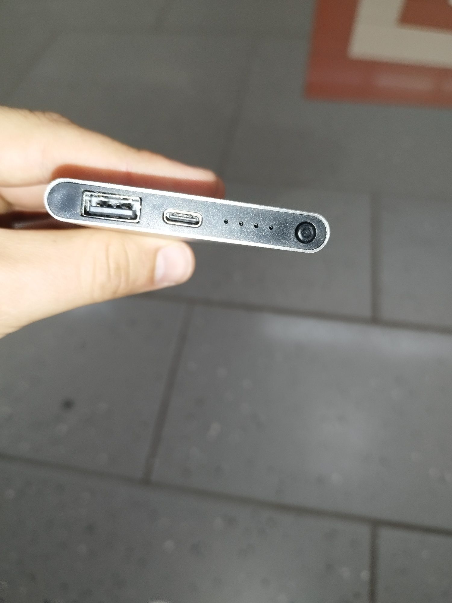 Power bank 4000mah