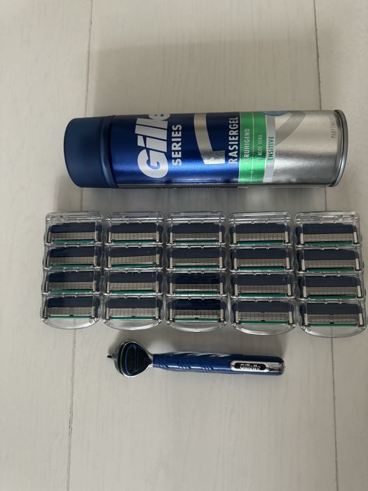 20 rezerve GILLETTE FUSION 5:+aparat de ras+rasier gel