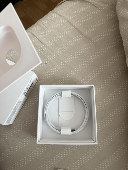 AirPods 3 generation