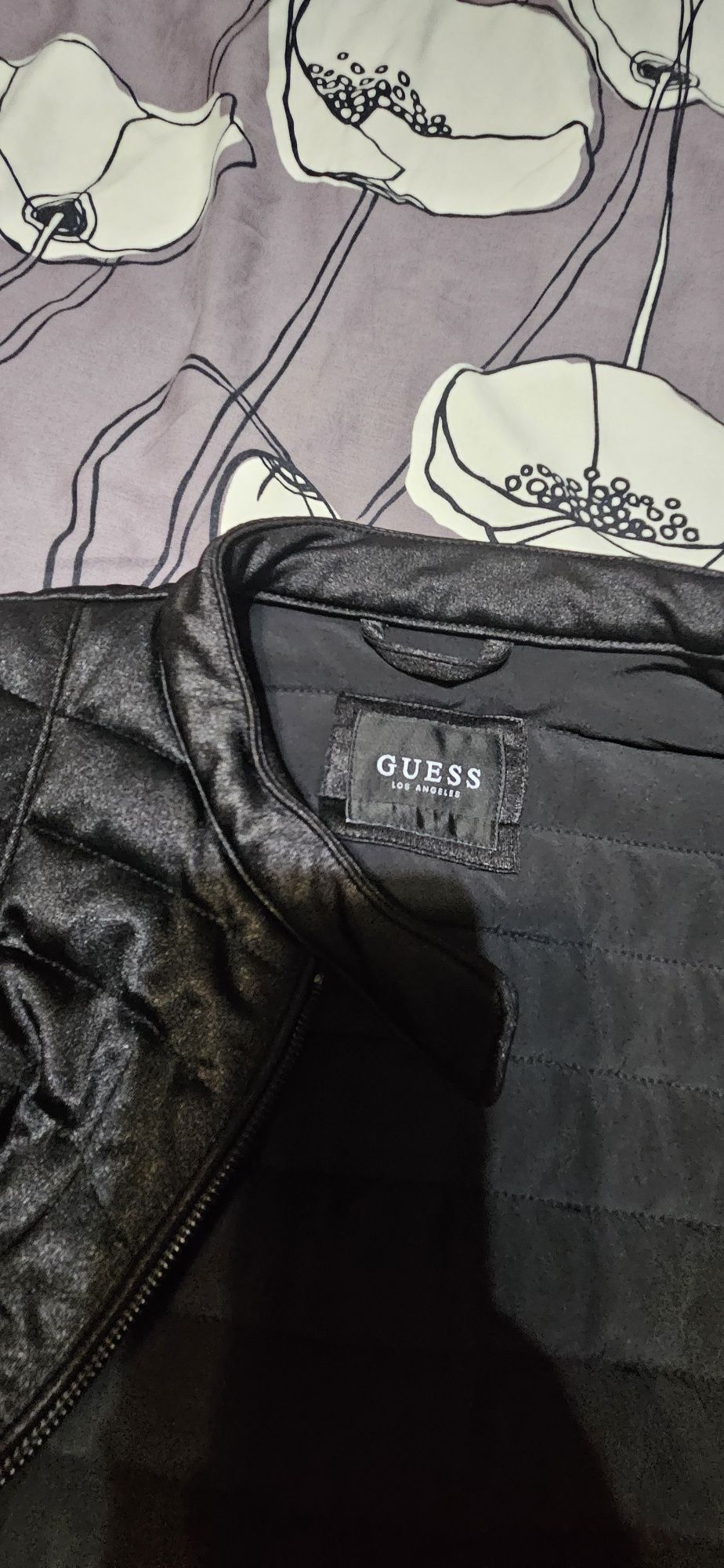 Яке       Guess  S