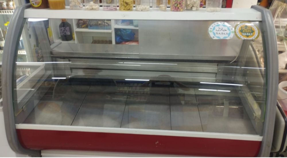 Продам ветринный холодильник -5/+5