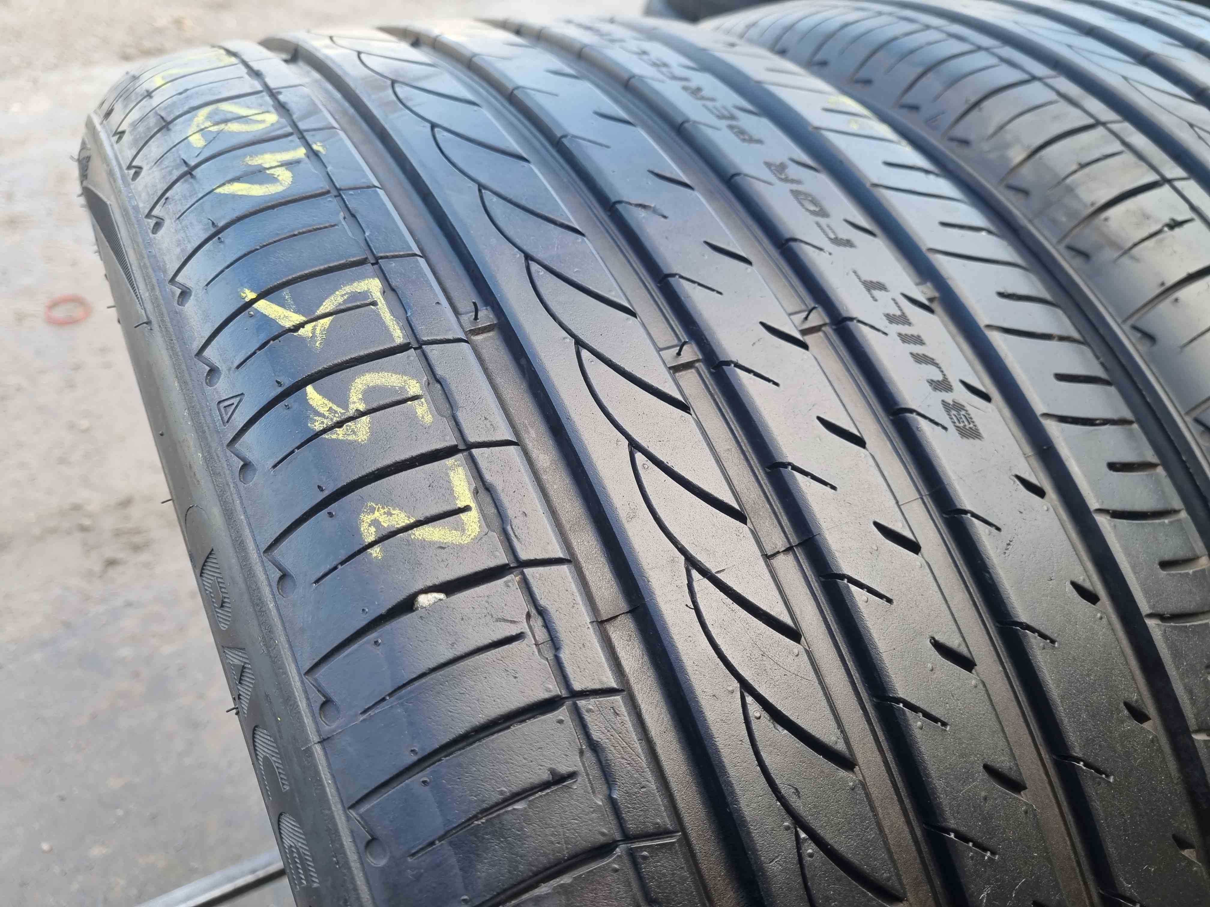 SET 2 Anvelope Vara 255/40 R21 PACE Alventi 102Y