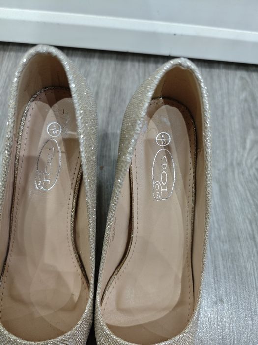 Дамски елегантни обувки