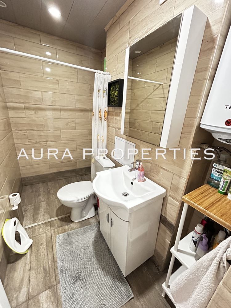 Продава се Двустаен апартамент в Разград, Орел - 78 кв.м за 1079 €/кв.м - Снимка #11