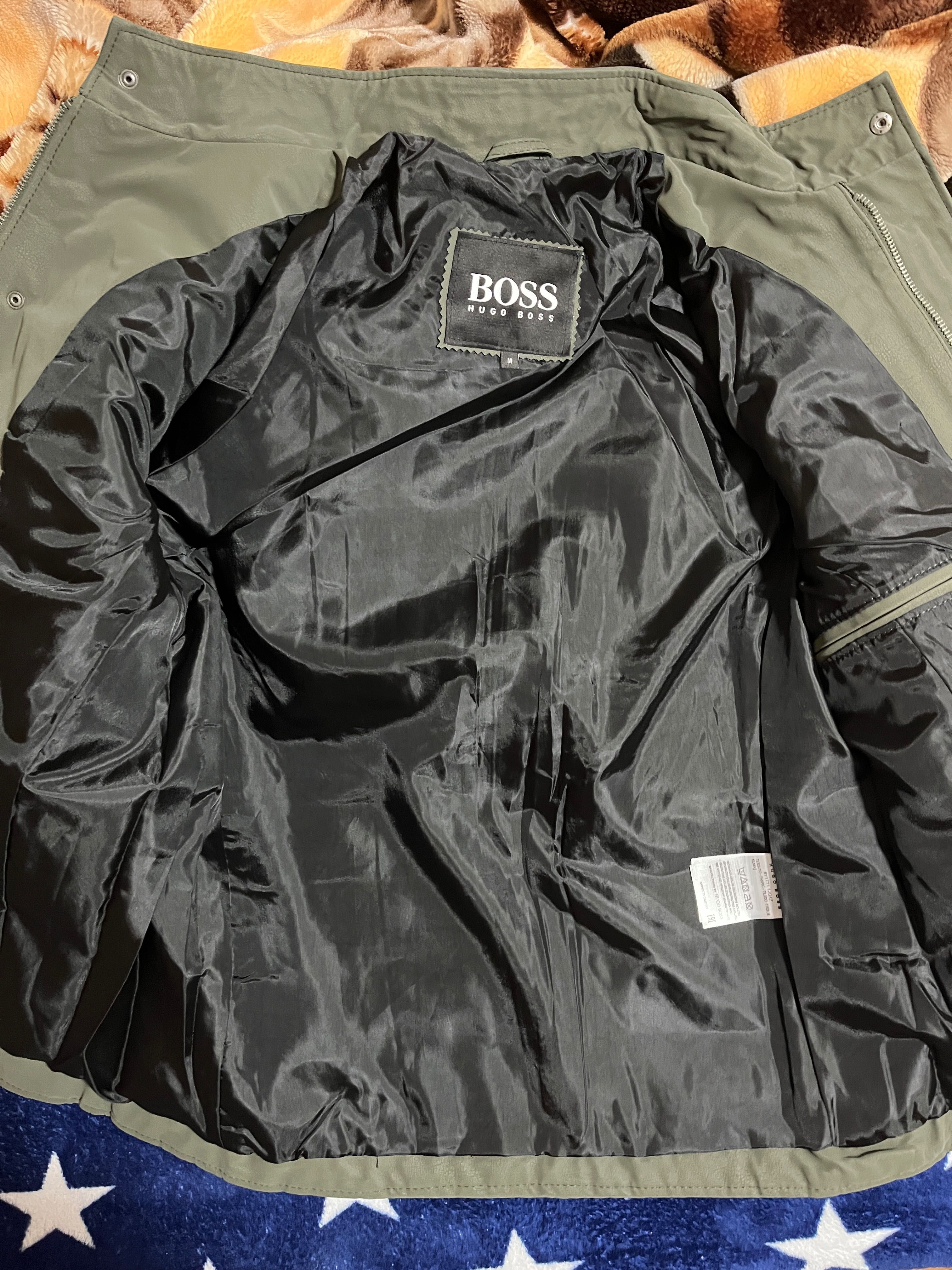 Vând geci Hugo Boss