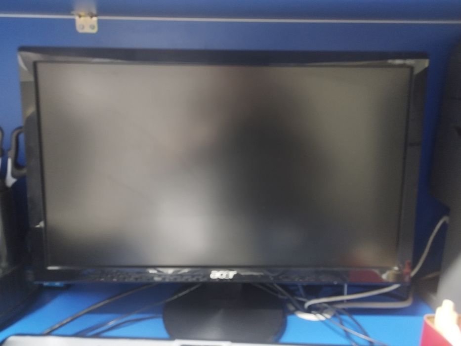 Acer P196HQV, монитор б/у , шнур имеется
