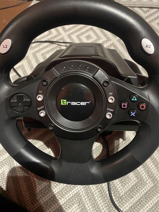 Волан със педали