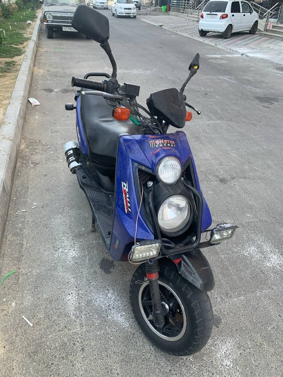 Skuter 150 kubali srochni arzonga