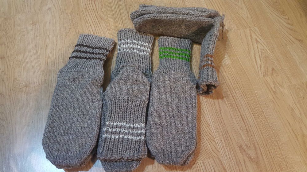 Домашни вълнени чорапи, шапки и терлици ръчна изработка