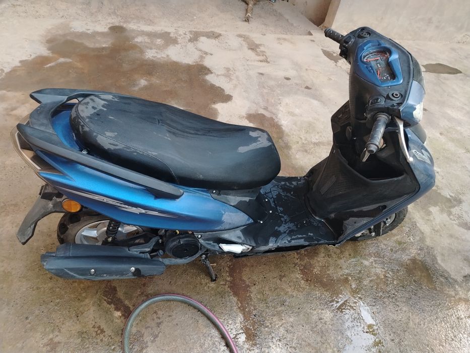 Skuter 250kuba motor