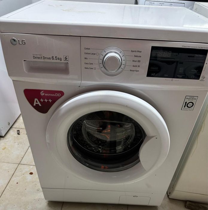 Mașina de spălatLg de vînzare