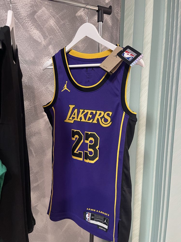 LeBron James Los Angeles Lakers Statement Edition Jordan