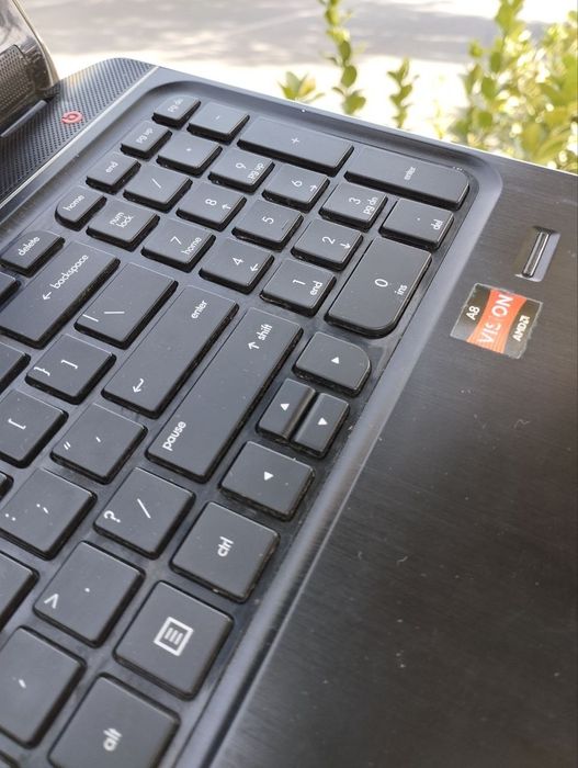 Noutbuk HP AMD A8 4500M